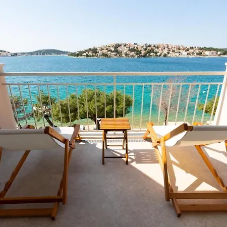 Beachfront Holiday With Heated Swimming Pool * روغوزنيكا