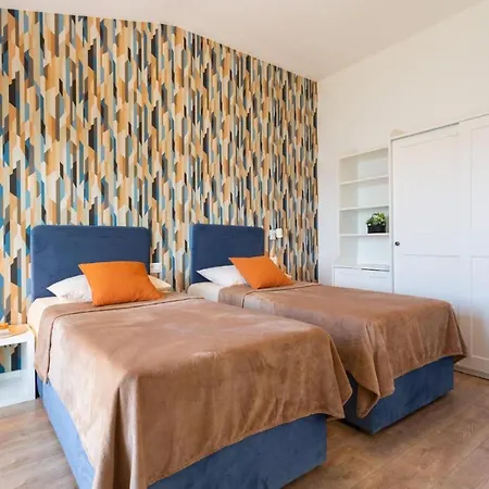 Beachfront Holiday With Heated Swimming Pool بيت للعطل روغوزنيكا